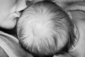 souvenir de la naissance à la maternité premier bisou